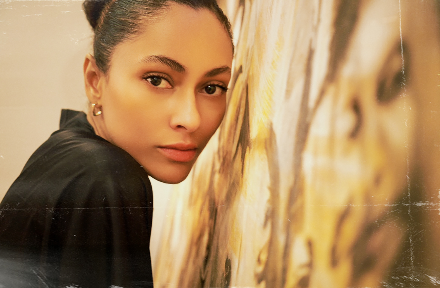 Portraits of Cat Decome in her home